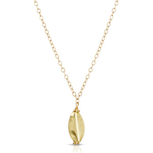 GOLDEN LEAF NECKLACE - Danielle Morgan GOLDEN LEAF NECKLACE - Danielle Morgan