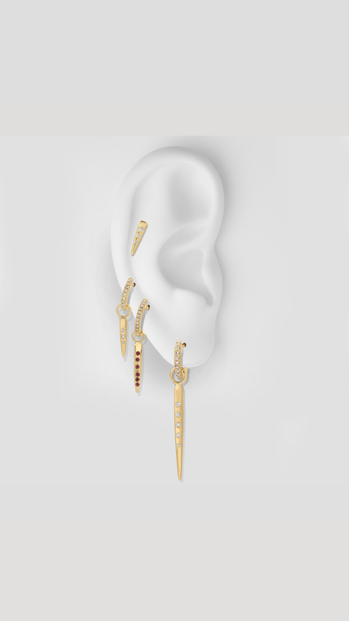 Mini Diamond Pointers Earrings
