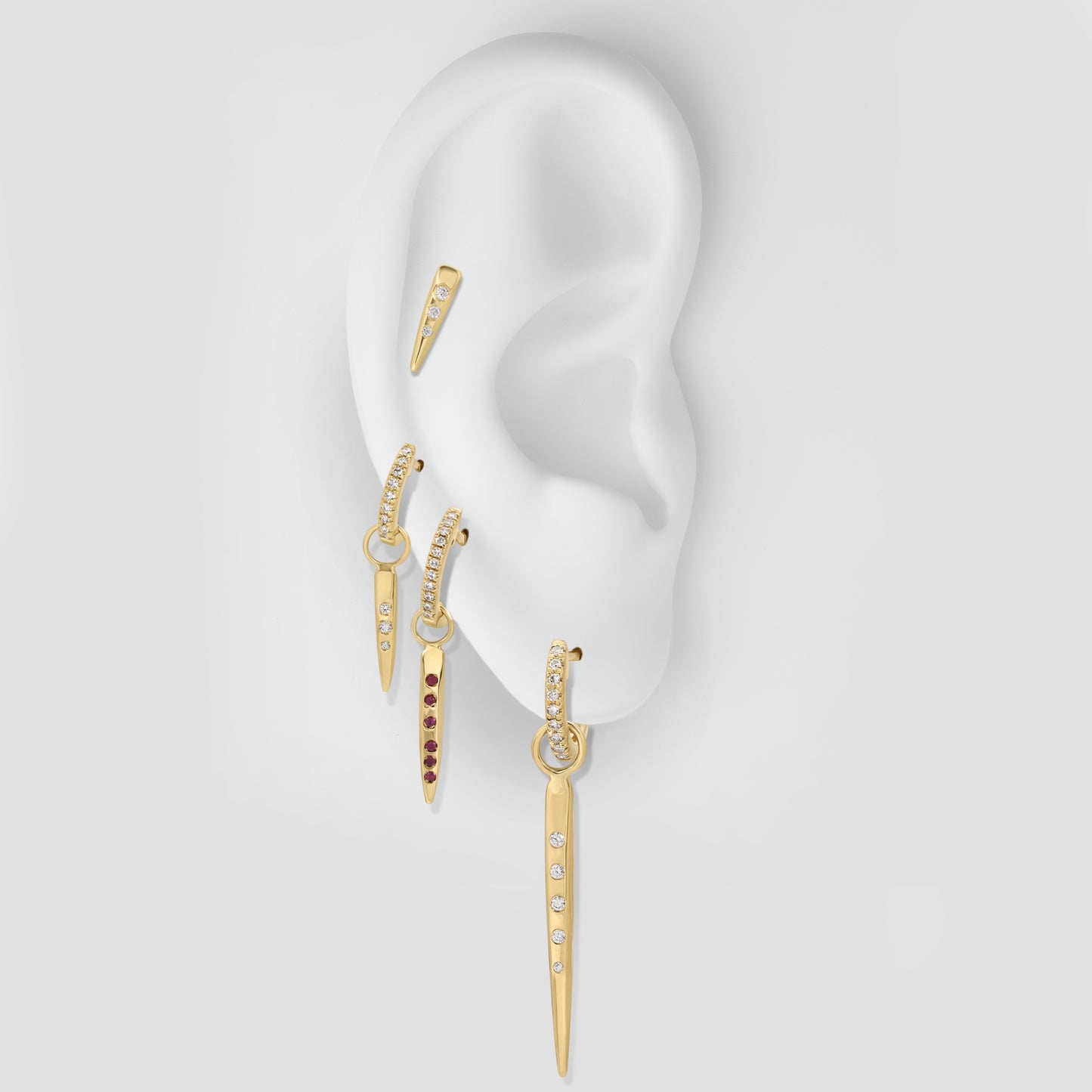 Diamond Pointers Stud Earrings