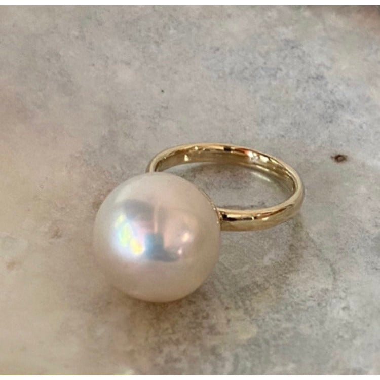 Floating Pearl Ring - Danielle Morgan 